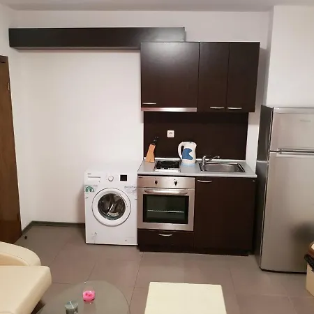 Apartcomplex Relax * 써니비치